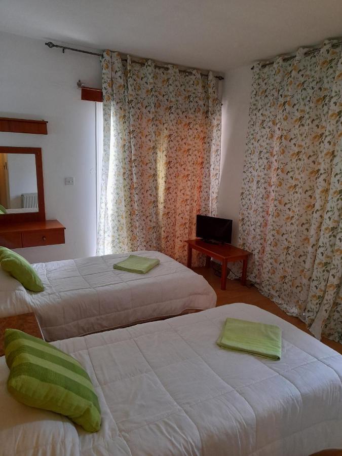 Onisillos Hotel 라르나카 외부 사진