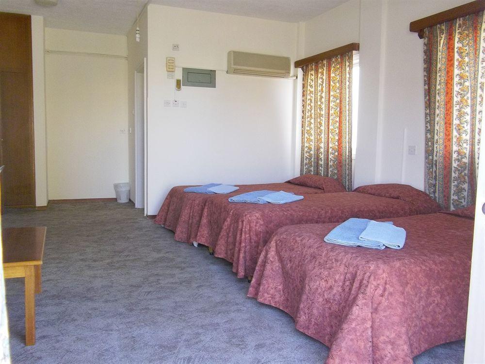 Onisillos Hotel 라르나카 외부 사진